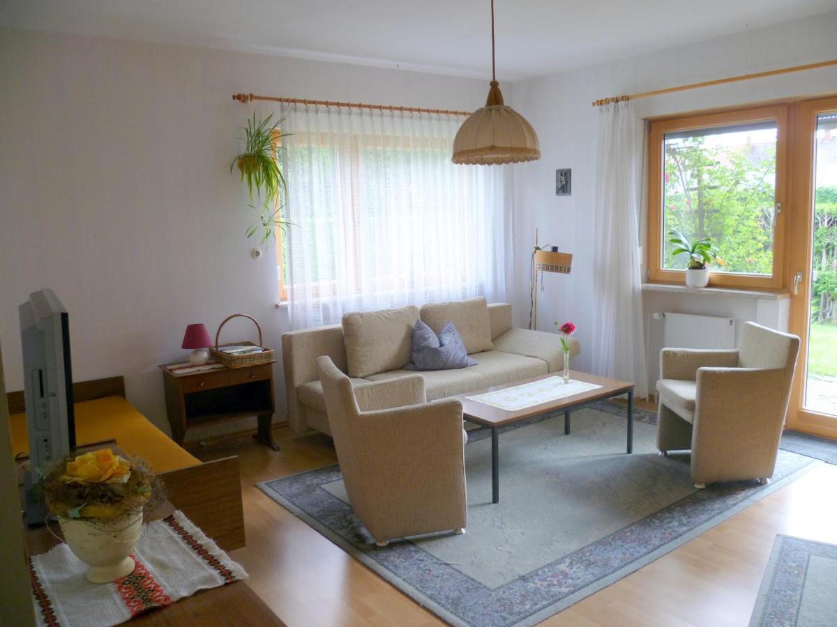 Tussenhausen Gaestehaus Drexel מראה חיצוני תמונה
